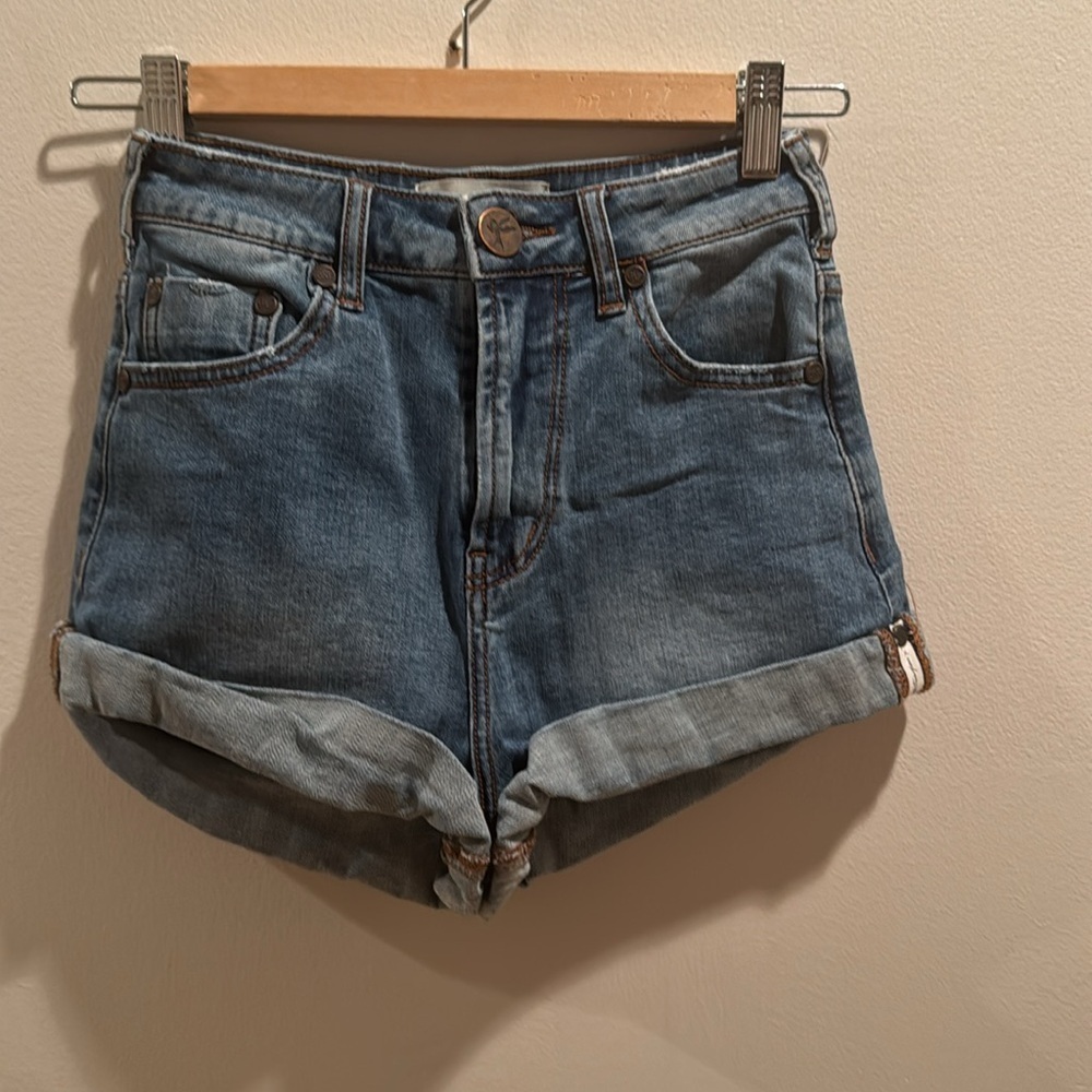 One Teaspoon High Waist Bandits Blue Jean Shorts Size 23 - Picture 4 of 7